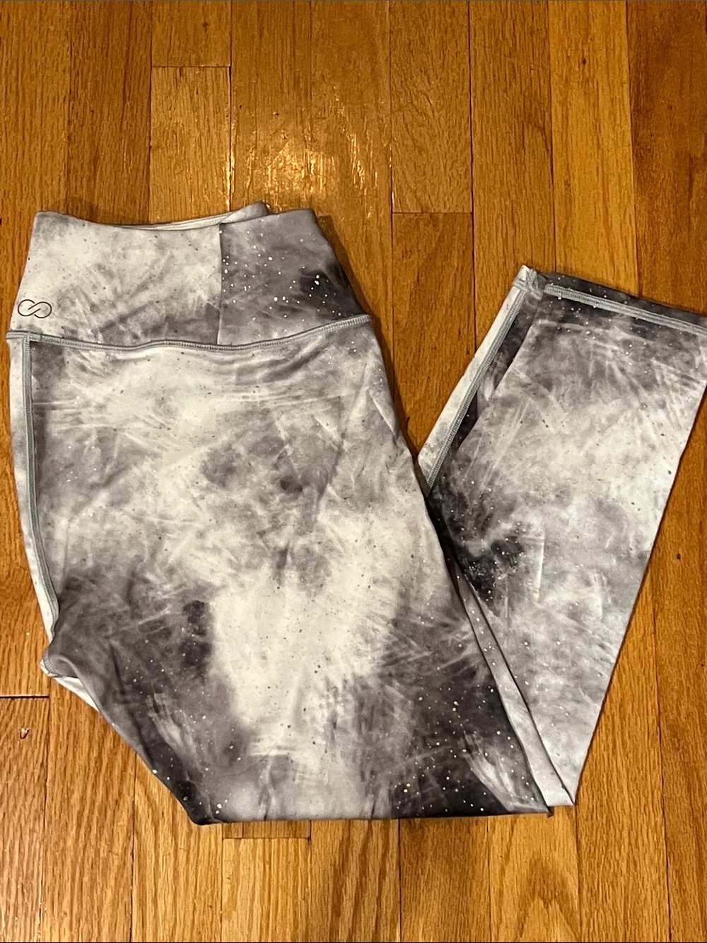 CALIA by Carrie Underwood Gray, white gold women’s  Leggings - like new!